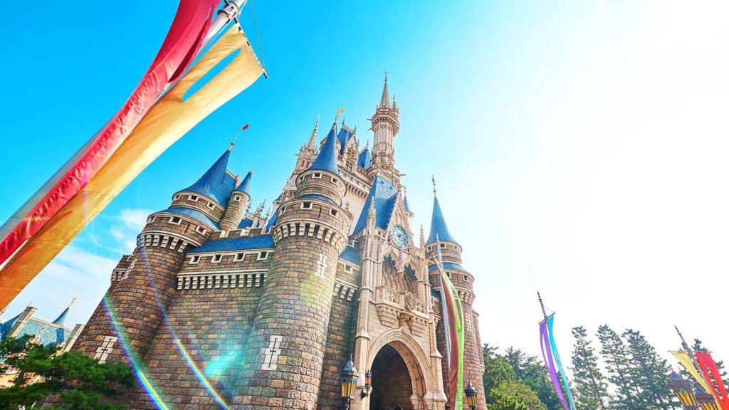 The ULTIMATE Disneyland guide: all Disney resorts