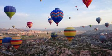 The-Best-Destinations-for-Adventure Travel-Around-the-World-adventuredaily