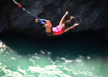 The-Thrills-and-Chills-of-Extreme-Adventure-Sports-Adventuredaily